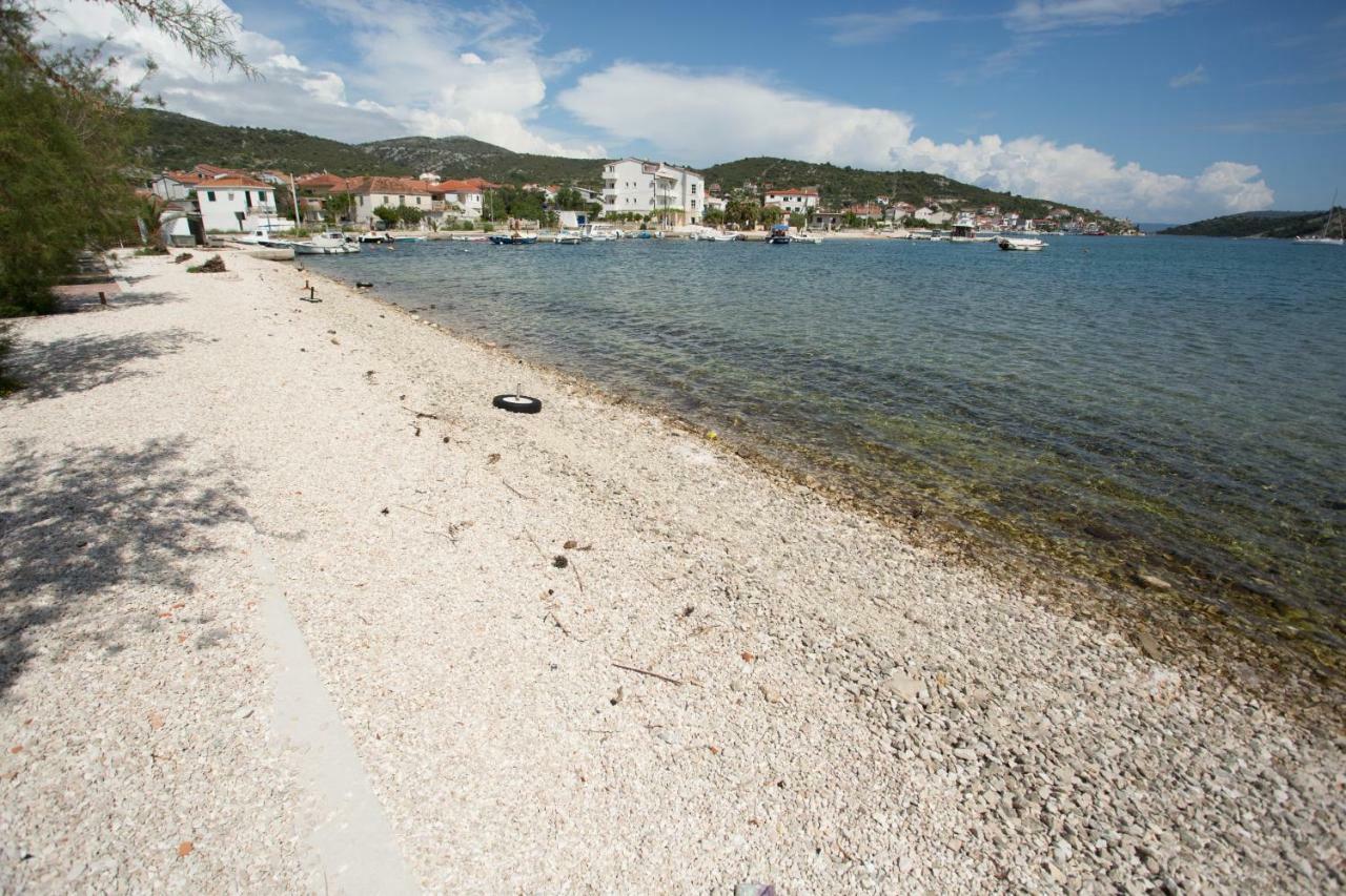 Apartman Paula 1 Daire Vinišće Dış mekan fotoğraf