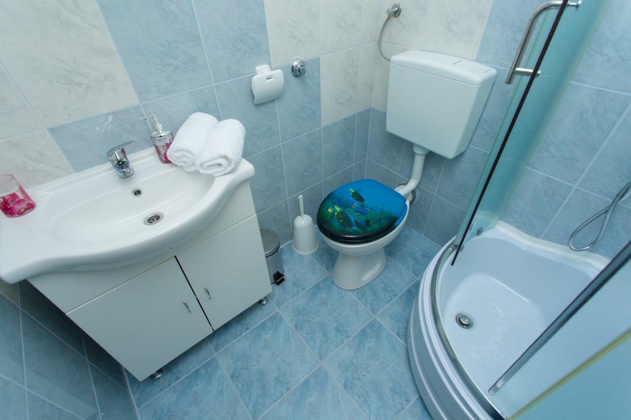 Apartman Paula 1 Daire Vinišće Dış mekan fotoğraf