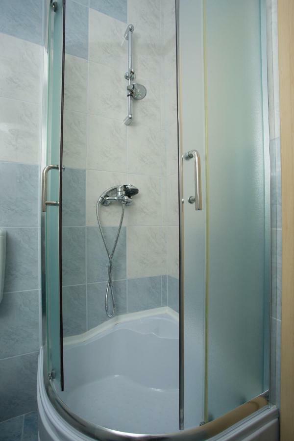 Apartman Paula 1 Daire Vinišće Dış mekan fotoğraf